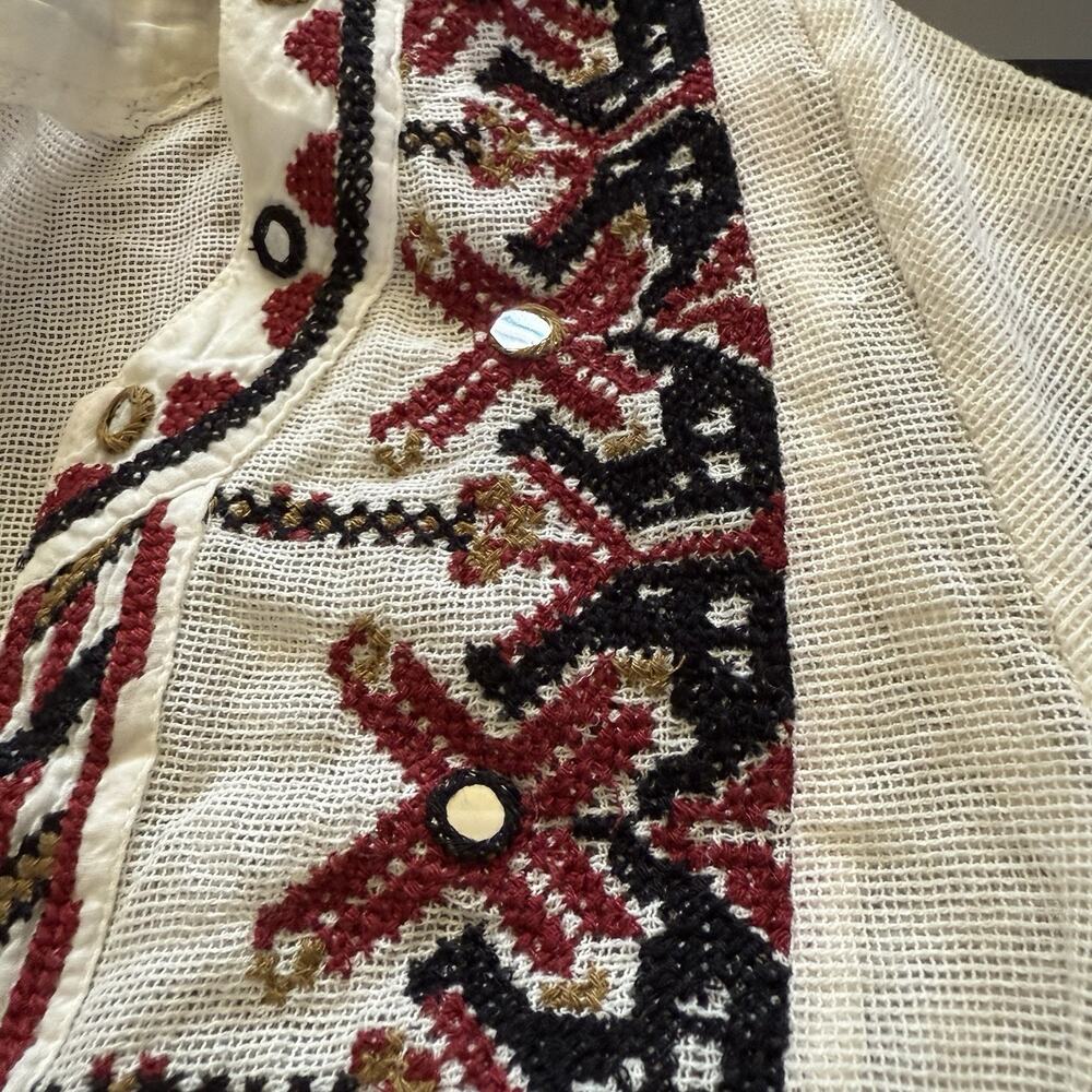 Anthropologie Akemi Kin Peasant Embroidered Top Cream Mesh Boho Blouse Small - Picture 5 of 10